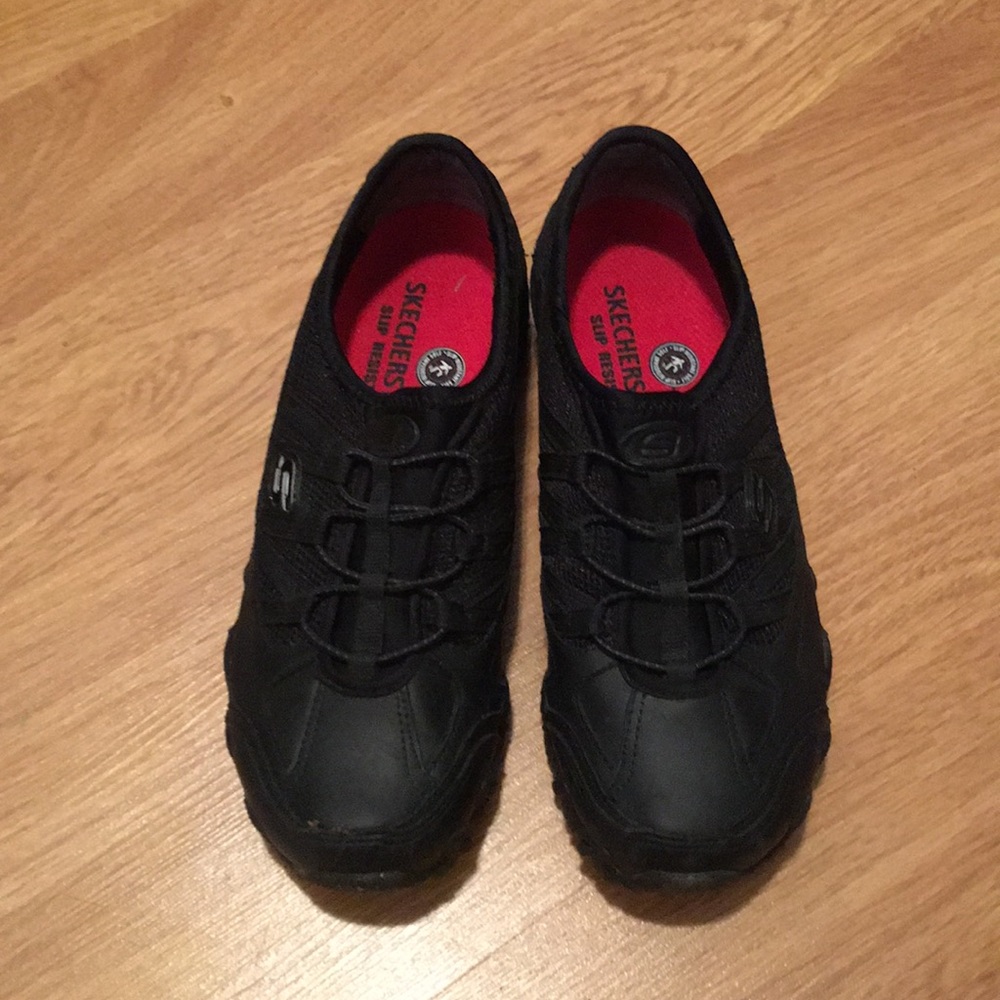 Black Skechers slip resistant work shoes
